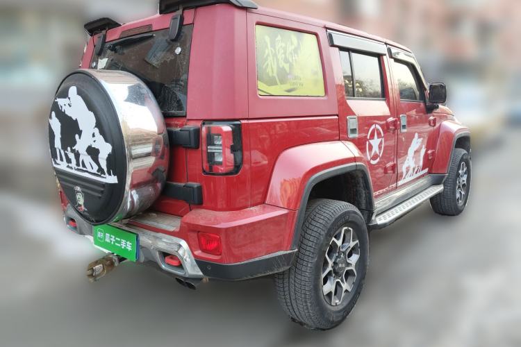 Used BAIC Off-Road BJ40 2019 2.3T Automatic Four-Wheel Drive Shengshi Huazhang Edition China VI Emission Standard
