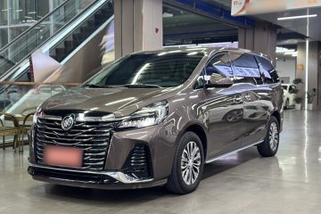 Used Buick GL8 2023 Facelifted Land Cruiser Executive Luxury Version