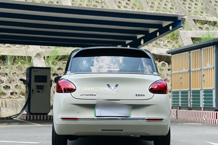 Used Wuling Bingo 2023 410 km Lingxi Deluxe Edition
