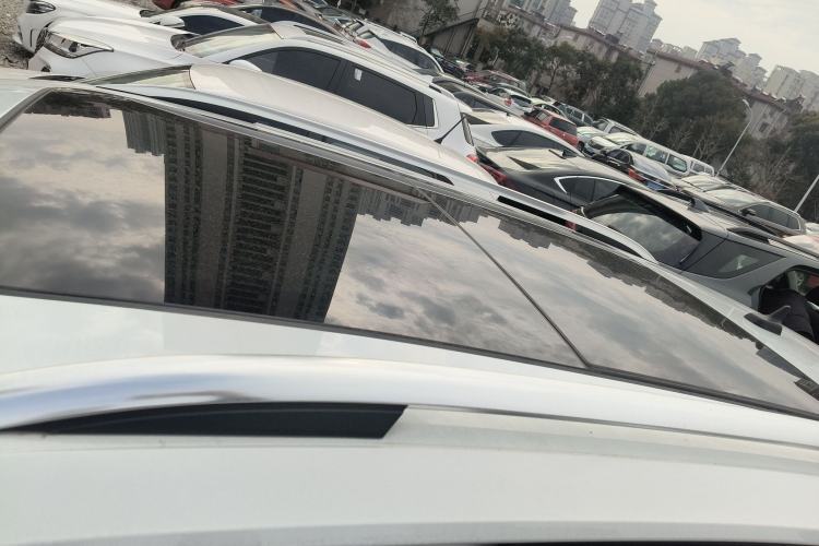 Used Volkswagen Tayron 2022 330TSI Two-Wheel Drive Luxury Connect Plus Version