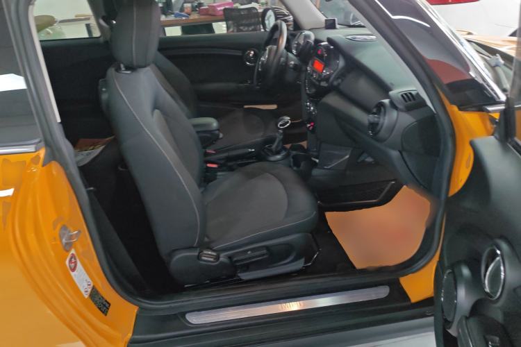 Used  MINI 2014 1.2T ONE
