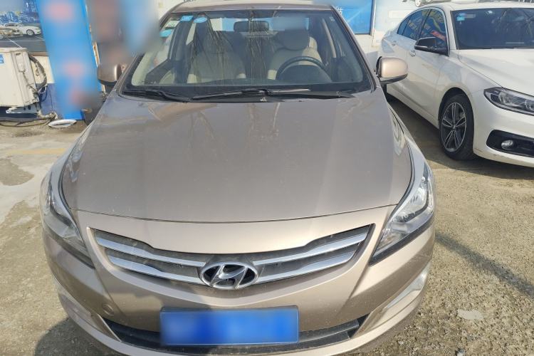 Used Hyundai Verna (older generation) 2016 1.4L Manual Smart GLS Trim