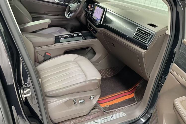 Used Volkswagen Viloran 2024 380TSI Luxury Edition
