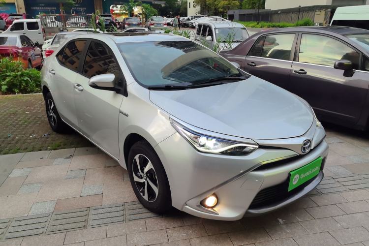 Used Toyota Levin 2017 Revised Dual-Engine 1.8H GS E-CVT Elite Sunroof Version China VI Standard
