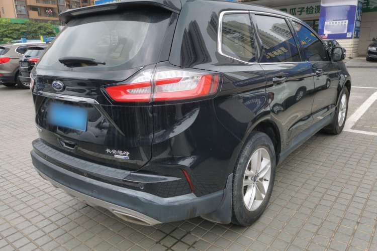 Used Ford Edge 2020 EcoBoost 245 Two-Wheel-Drive Titanium 5-Seater
