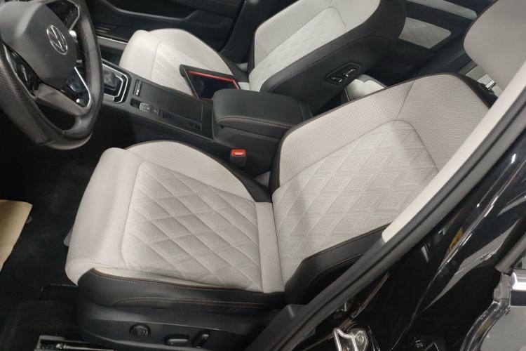 Used Volkswagen Magotan 2023 2 Million Units Commemorative Edition 330TSI DSG Luxury Version