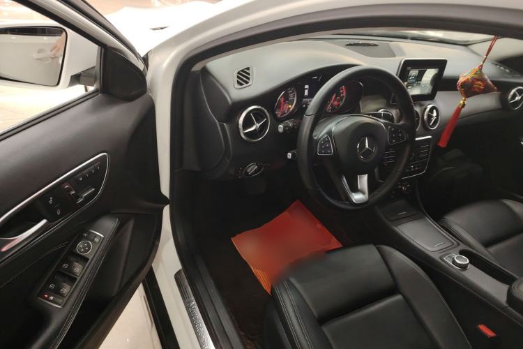 Used Mercedes-Benz GLA 2016 GLA 200 Fashion Model