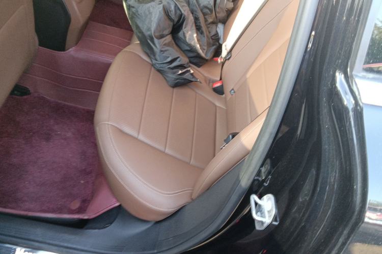 Used Mercedes-Benz E-Class 2019 Restyled E 300 L Sporty and Stylish Edition
