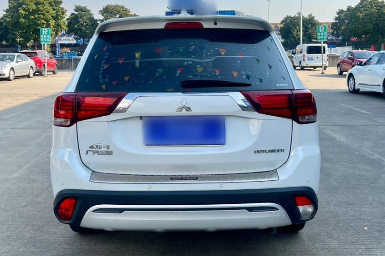 Used Mitsubishi Outlander 2020 2.4L 4x4 Zhi Xiang Edition 5 Seats
