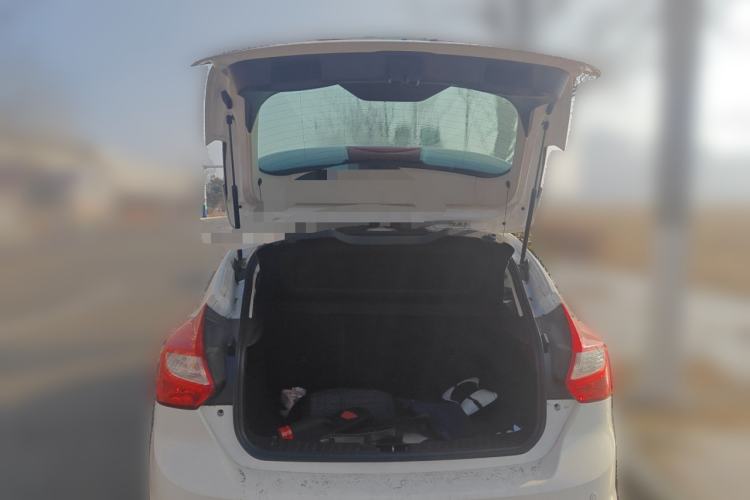 Used Ford Focus 2012 Hatchback 1.6L Manual Fashion Edition