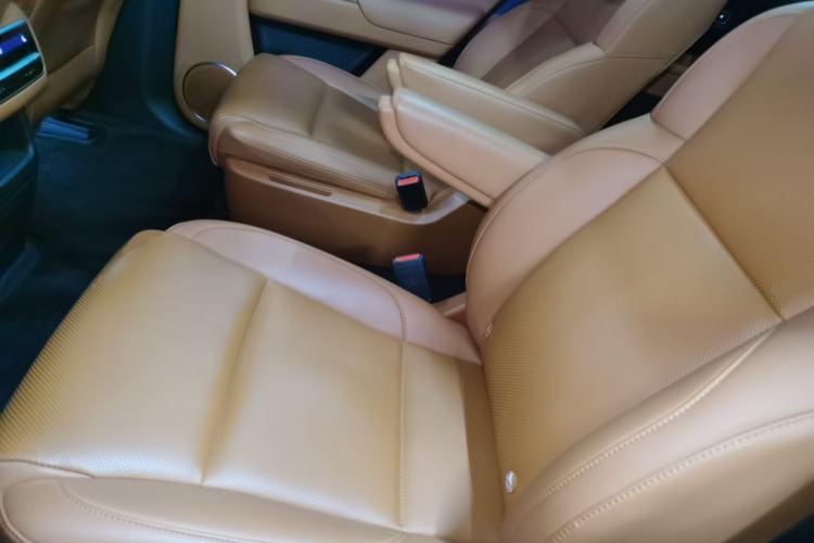 Used Li Auto L8 2023 Air model
