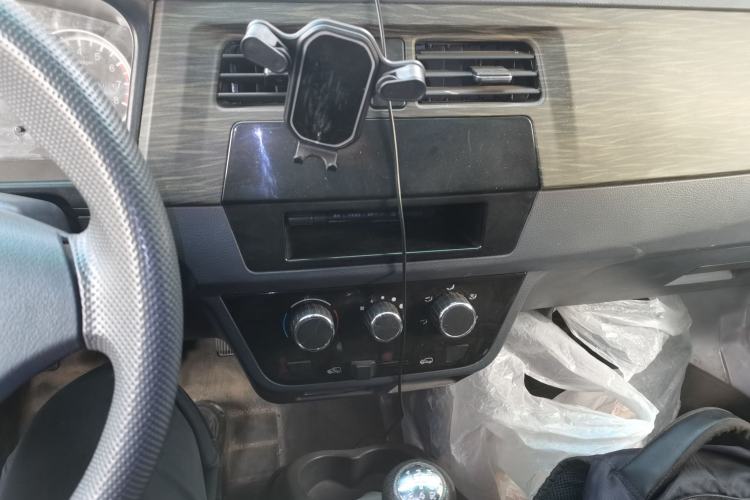 Used Jinbei Hiace X30 2020 1.5L Van Super-Enjoyment Model China VI Standard SWC15M
