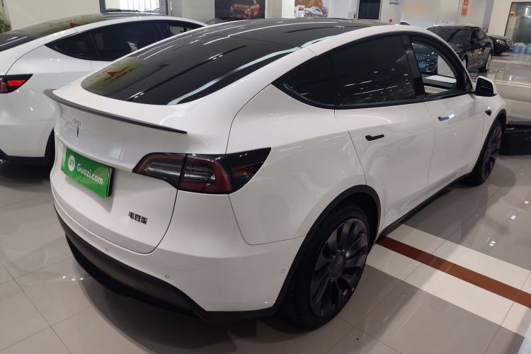 Used Tesla Model Y 2021 Long-Range All-Wheel-Drive Version