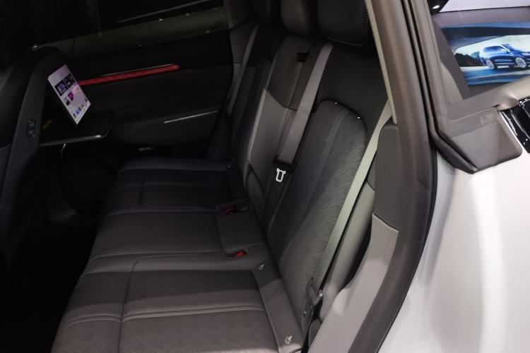 Used Zeekr 7X 2025 100kWh Long-Range All-Wheel Drive Intelligent Driving Version
