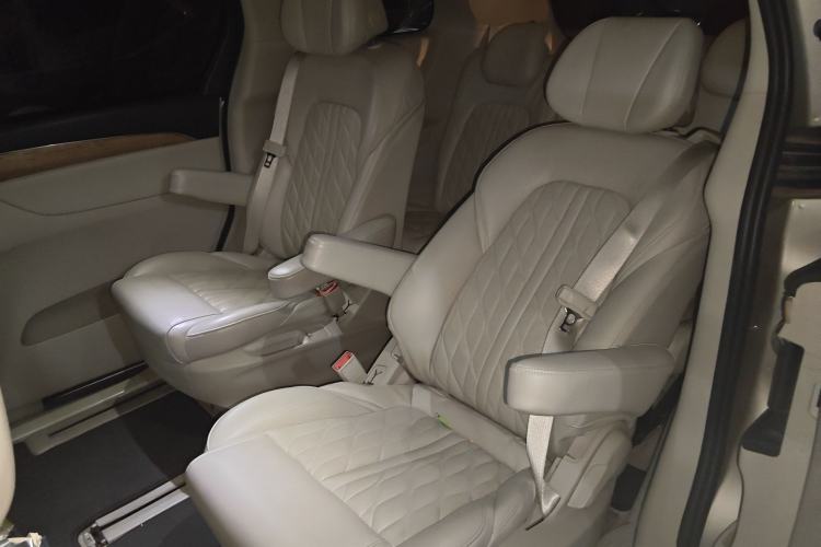 Used Buick GL8 2018 ES 28T Comfort Model China VI Standard
