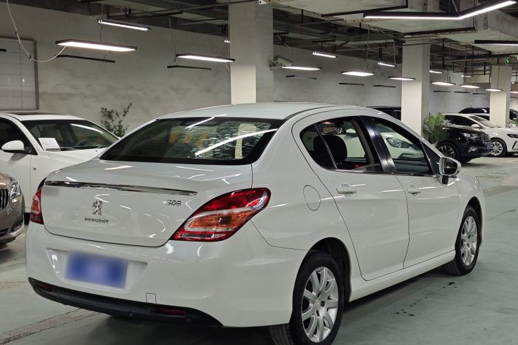 Used Peugeot 308 2014 Enjoy Edition Classic 1.6L Manual Fashion Model