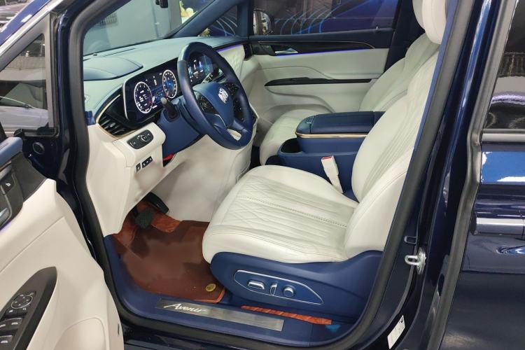 Used Buick GL8 2022 Avenir Avia Four-Seat Prestige Edition