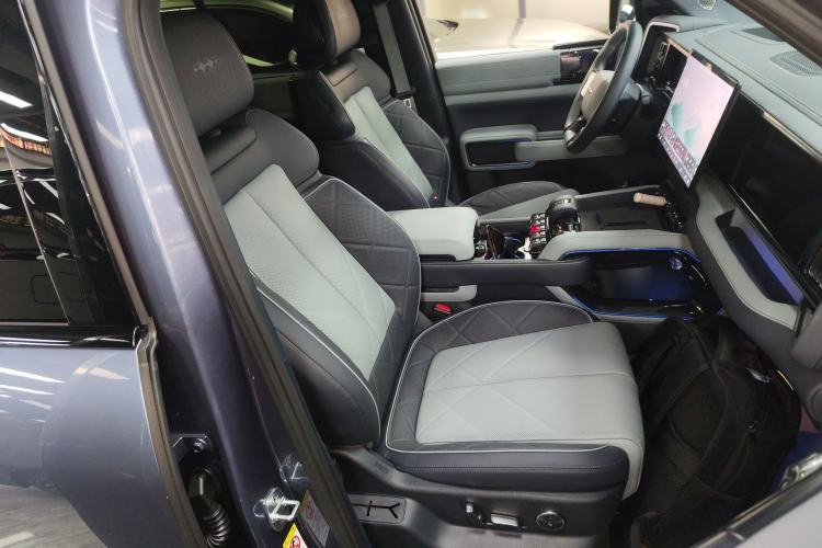 Used  Leopard 5 2023 Cloud Ride Flagship Edition