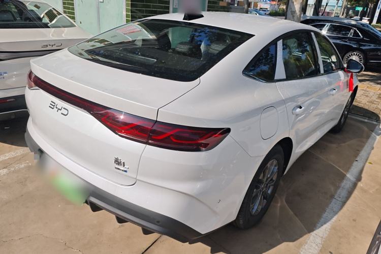 Used BYD Qin L 2025 DM-i Smart Drive 80KM Leading Model
