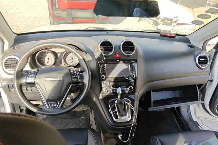 Used Haval H6 2016 Upgraded Model 1.5T Automatic Two-Wheel Drive Elite Version
