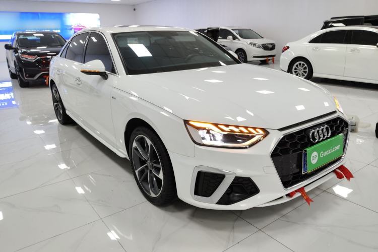 Used Audi A4L 2022 40 TFSI Fashion Dynamic Model
