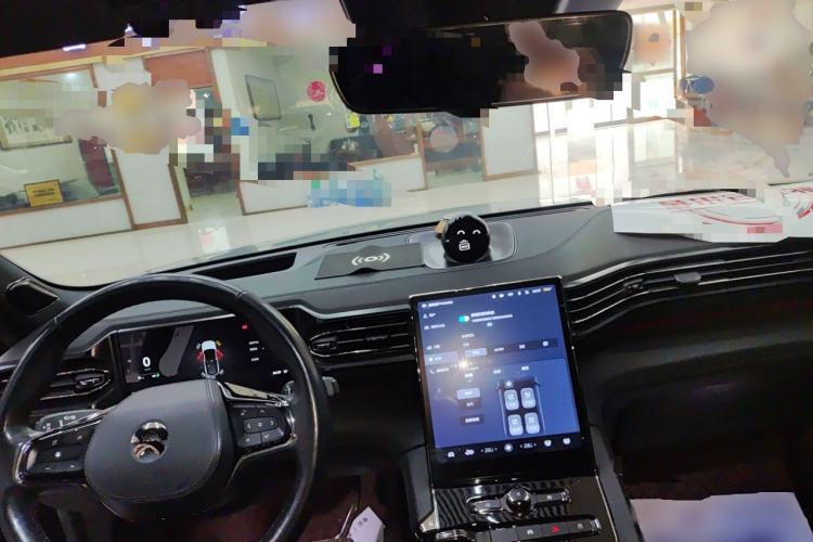 Used Nio ES8 2020 415 km Range 6-Seater Version
