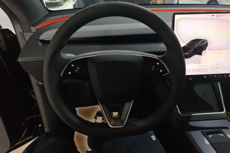Used Tesla Model Y 2026 Rear-Drive Model