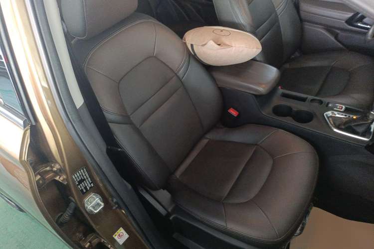 Used GAC Trumpchi GS4 2017 235T G-DCT Two-Wheel Drive Luxury Edition
