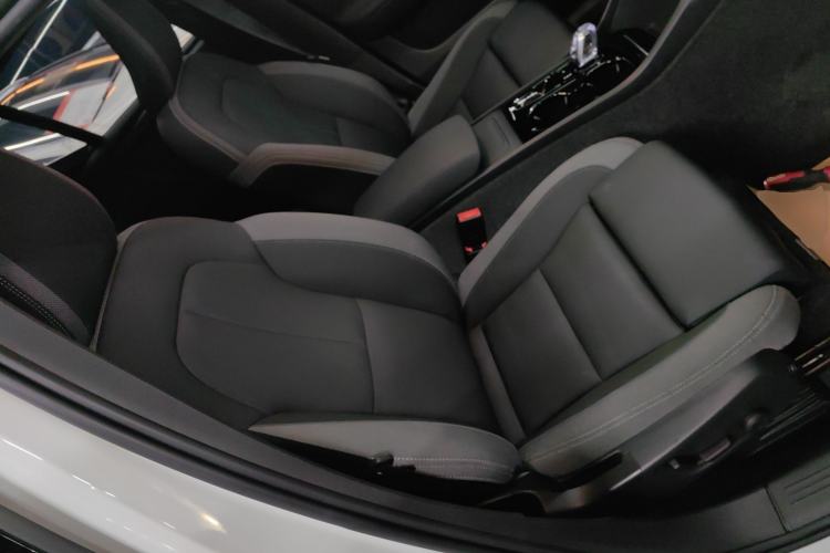 Used Volvo XC40 2024 B3 Zhiyuan Luxury Edition
