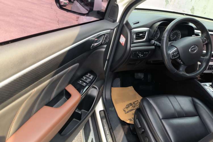 Used GAC Trumpchi GS7 2017 320T Two-Wheel-Drive Luxury Smart Connectivity Model