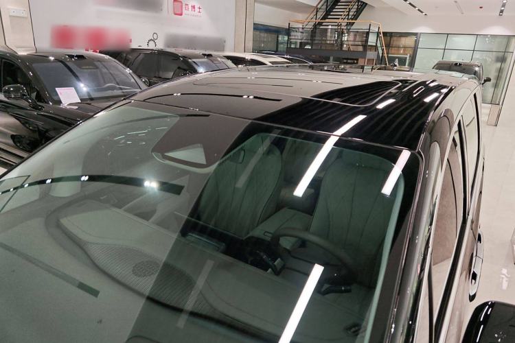 Used Denza D9 2022 DM-i 970 Four-Wheel Drive Prestige Model
