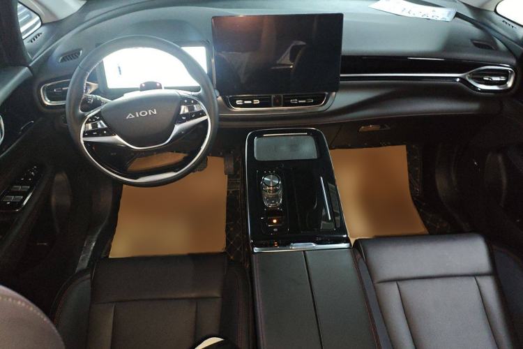 Used AION V 2021 Plus 70 Smart Technology Edition Lithium Iron Phosphate
