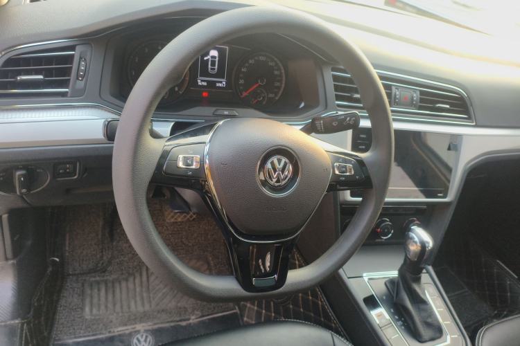 Used Volkswagen Lamando 2021 230TSI DSG Fashion Edition
