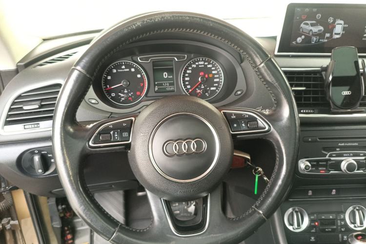 Used Audi Q3 2015 30 TFSI Ambition Edition
