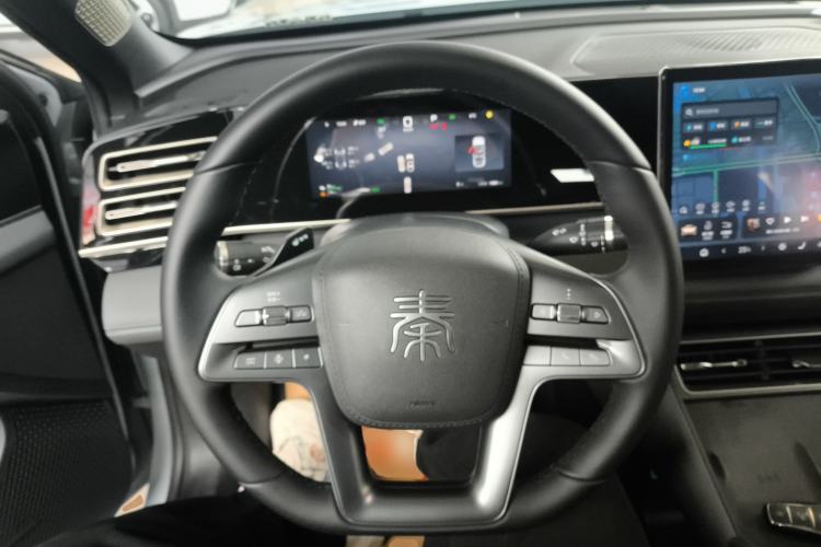 Used BYD Qin L 2025 DM-i Smart Drive 120KM Superior Model
