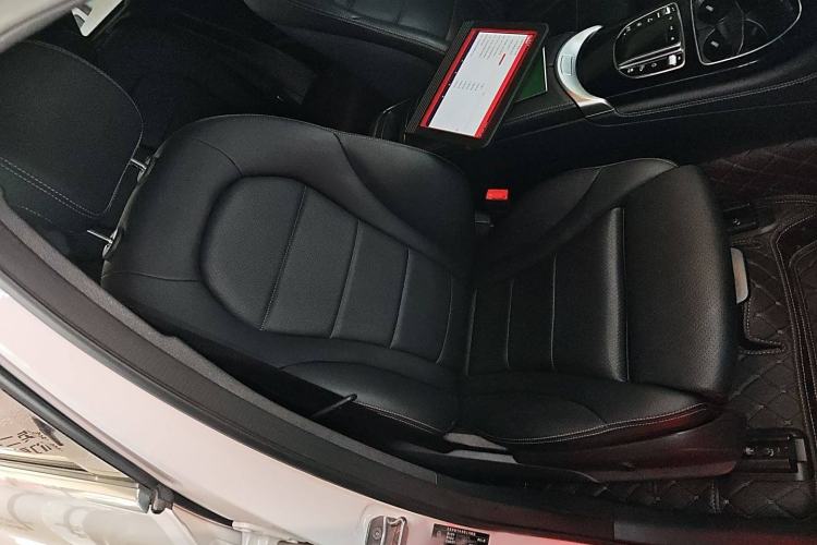 Used Mercedes-Benz GLC 2020 GLC 260 L 4MATIC Dynamic Model
