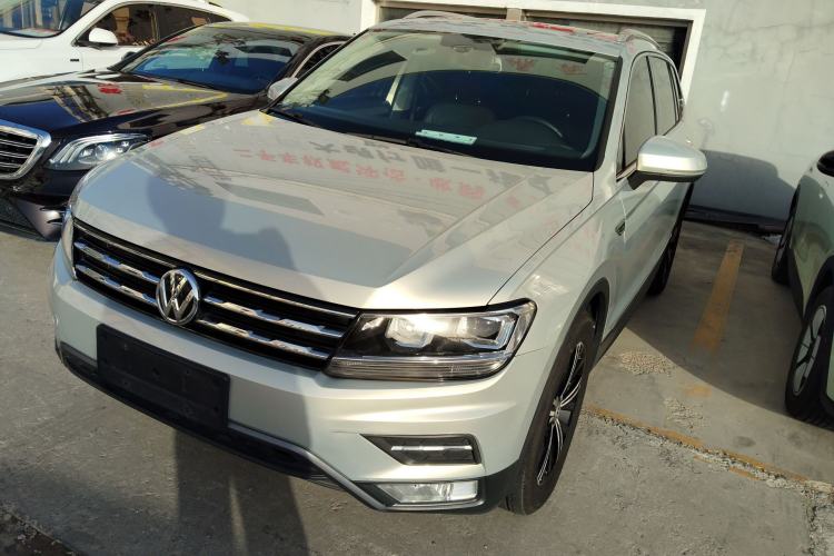 Used Volkswagen Tiguan L 2019 330TSI Automatic Two-Wheel Drive Panoramic Comfort Edition China V Standard
