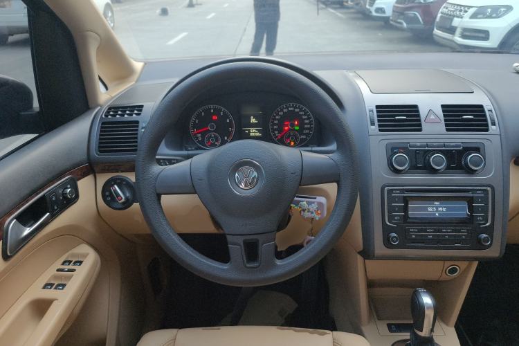 Used Volkswagen Touran 2013 1.4T DSG Comfort Edition 5-Seater
