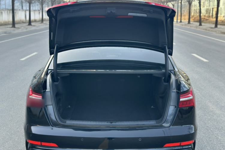 Used Audi A6L 2019 40 TFSI Luxury Dynamic Model
