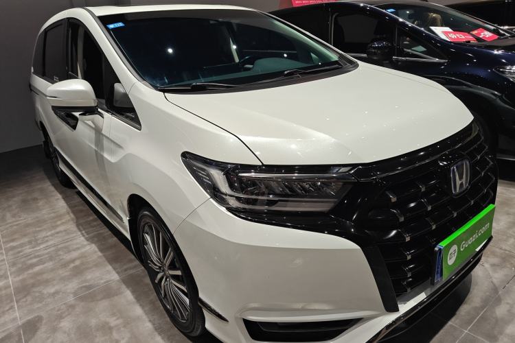 Used Honda Elysion 2022 2.0L eHEV Luxury Edition
