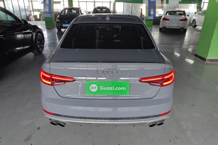 Used Audi A4L 2017 Plus 40 TFSI Sport Model
