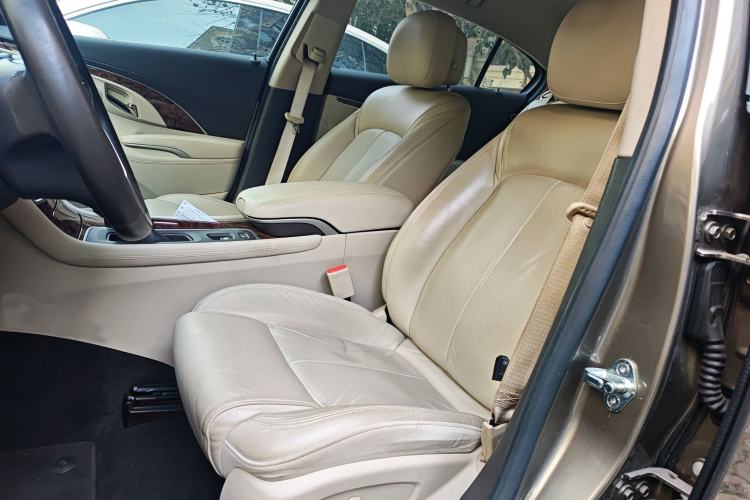 Used Buick LaCrosse 2013 2.4L SIDI Leading Comfort Version
