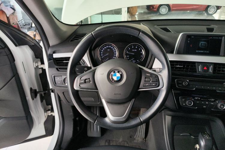 Used BMW X1 2019 sDrive20Li Leading Model
