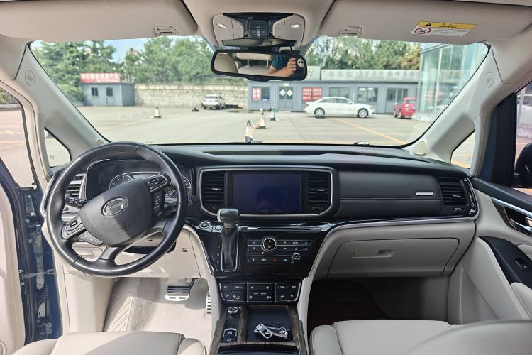 Used GAC Trumpchi M8 2018 320T Luxury Edition
