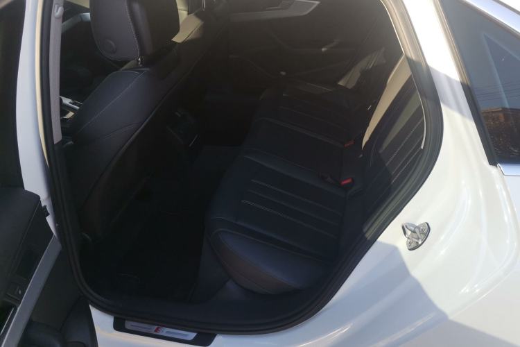 Used Audi A4L 2020 40 TFSI Fashion Dynamic Model
