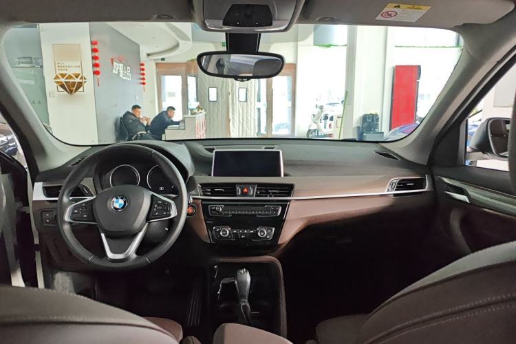 Used BMW X1 2019 xDrive20Li Luxury Model
