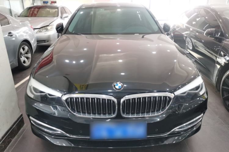 Used BMW 5 Series 2019 Facelifted 525Li Luxury Package
