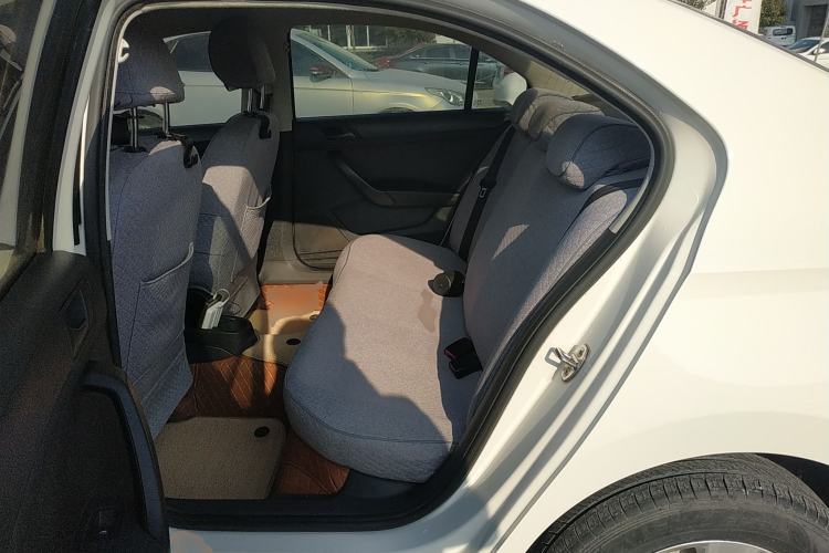 Used Volkswagen Santana 2015 1.4L Manual Fashion Edition
