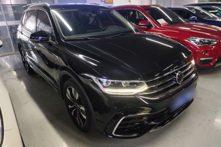 Used Volkswagen Tiguan L 2023 330TSI Automatic Two-Wheel Drive R-Line Enjoyment Edition
