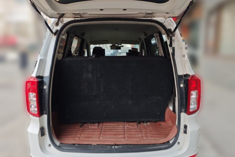 Used Wuling Hongguang 2019 1.5L S Basic Version China VI Standard LAR
